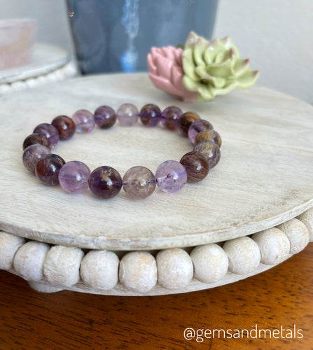 Cacoxinite in Amethyst! | Stretchable Bracelet